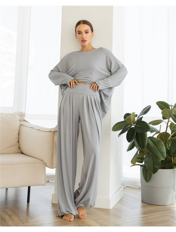 Домашній костюм "Kira" тканина трикотаж Сірий 4992 QC фото - Luxbikini