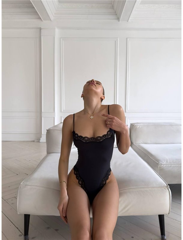 Чорний безшовний боді з мереживом DO4006 Ghazel фото - Luxbikini