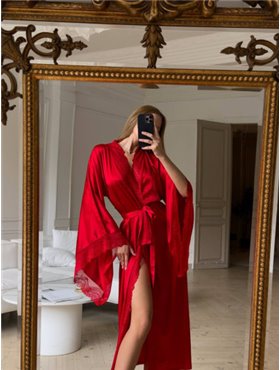 Розкішний червоний довгий шовковий халат з мереживом 137131111 Ghazel фото - Luxbikini