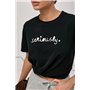 Однотонна футболка з вишитим написом - сірий цвет, ONE SIZE (є розміри) 70610  фото - Luxbikini