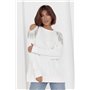 Жіноча кофта oversize з вирізами на плечах - молочний цвет, ONE SIZE (є розміри) 8023-2  фото - Luxbikini