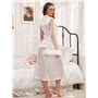 Атласний халат з прозорими рукавами та пір'ям - білий 20990  фото - Luxbikini