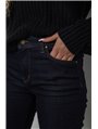 Джинси жіночі Slim Fit, колір темно-синій, 244R0190